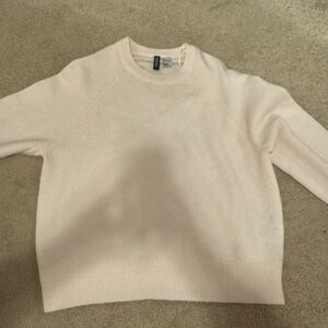 Divided Soft Cream Sweater